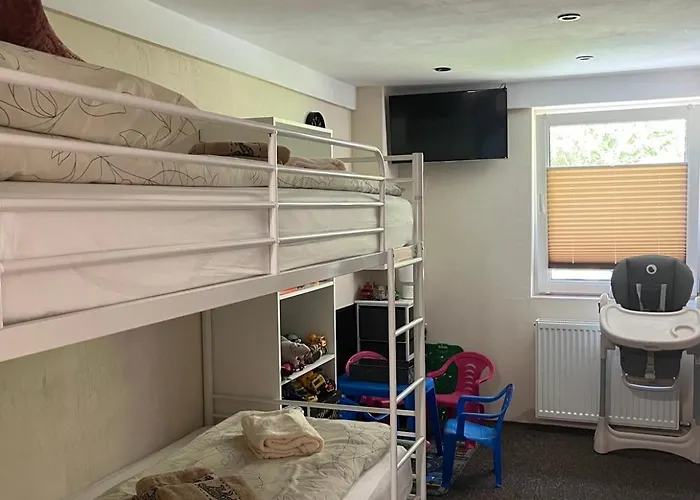 Swierkowe Zacisze 13km Energylandia דירה Wożniki